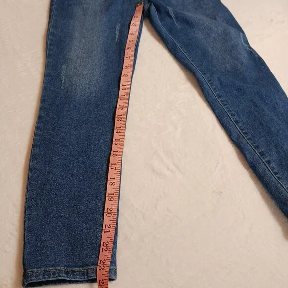 SHEIN, Denim Overalls, Size Medium, Slightly Distressed, Crop - Ankle - Picture 13 of 15